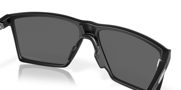 OAKLEY FUTURITY SUN – UNISEX